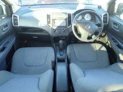 Nissan WINGROAD