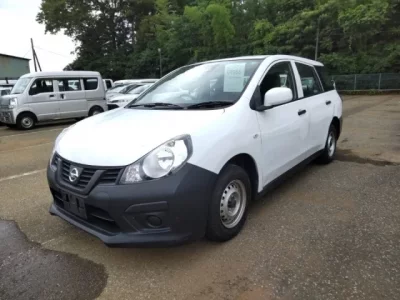 Nissan AD