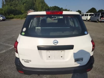 Nissan AD