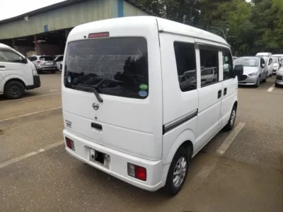 Nissan CLIPPER VAN