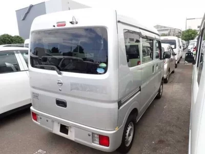 Nissan CLIPPER VAN
