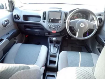 Nissan AD