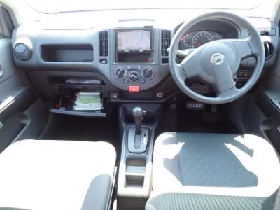 Nissan AD