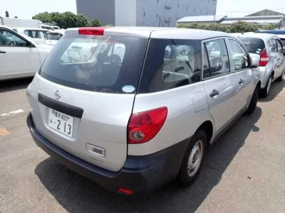 Nissan AD