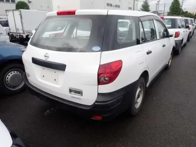 Nissan AD