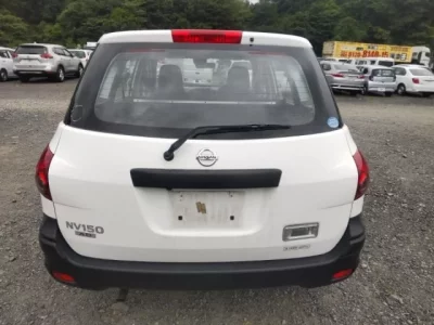 Nissan AD