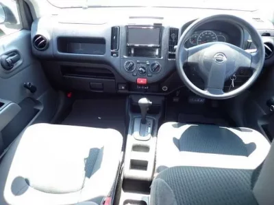 Nissan AD