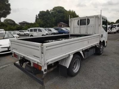 Nissan ATLAS