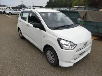 Daihatsu MIRA E S