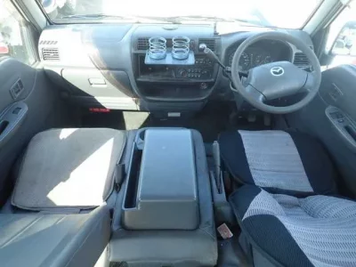 Mazda BONGO VAN