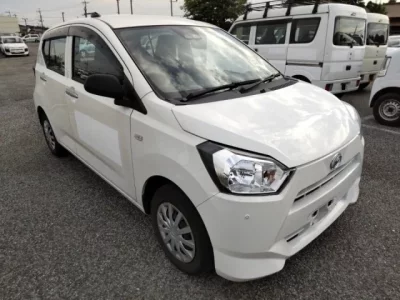 Daihatsu MIRA E S