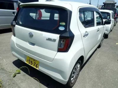 Daihatsu MIRA E S