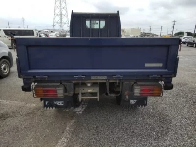 Mazda TITAN