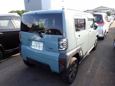 Daihatsu TAFT