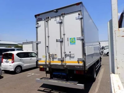 Isuzu ELF