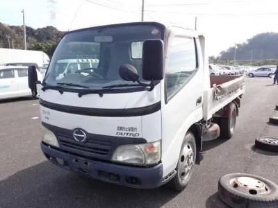 Hino DUTRO