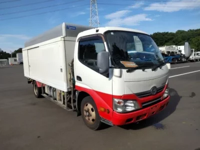 Hino DUTRO