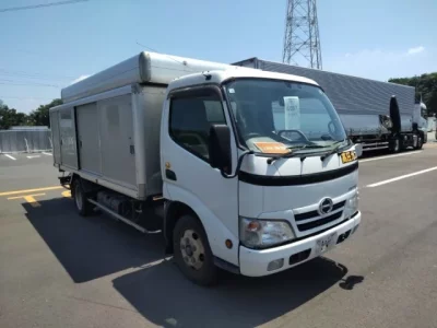 Hino DUTRO