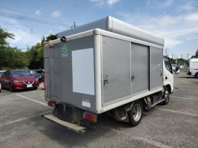 Hino DUTRO