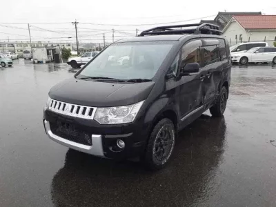 Mitsubishi DELICA D5