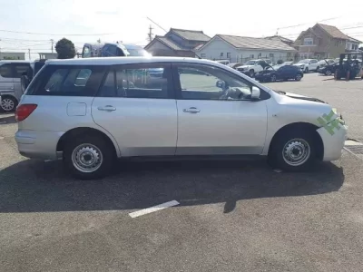 Mitsubishi LANCER VAN