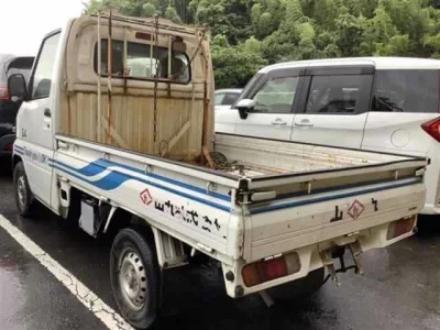 Mitsubishi MINICAB TRUCK