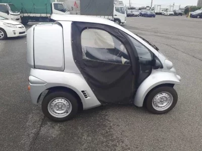 Toyota COMS