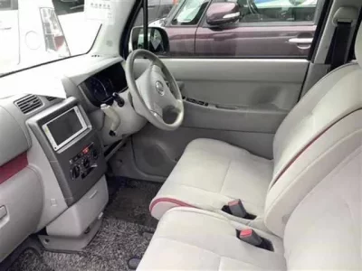 Toyota PIXIS SPACE