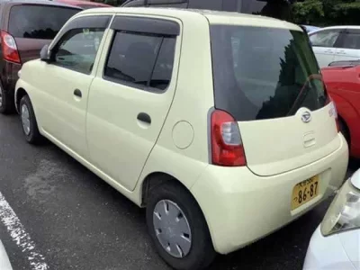 Daihatsu Esse