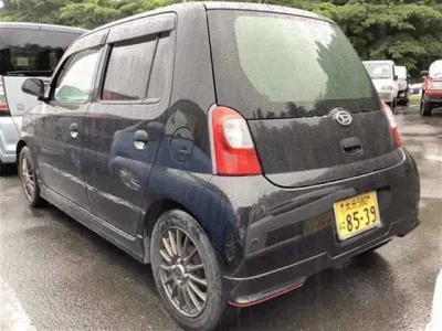 Daihatsu Esse