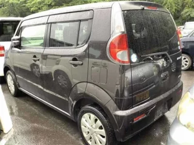 Suzuki MRWAGON