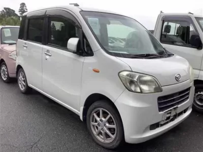 Daihatsu TANTO EXE
