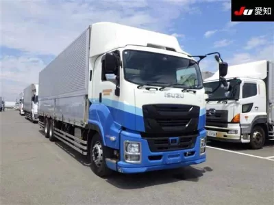 Isuzu GIGA