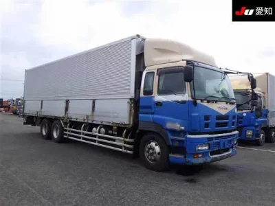Isuzu GIGA