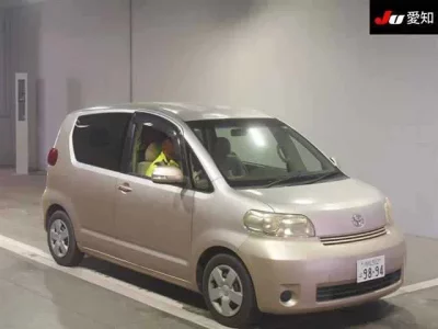 Toyota PORTE