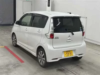 Mitsubishi EK CUSTOM