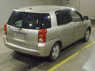 Toyota RAUM
