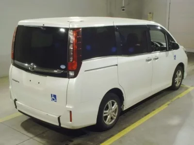 Toyota ESQUIRE