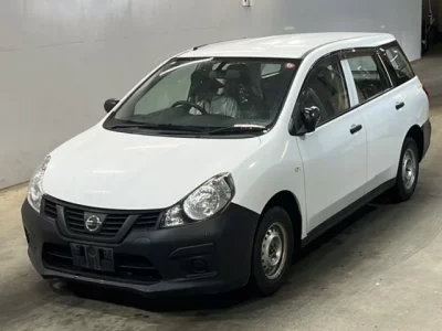 Nissan AD