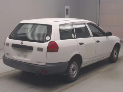 Nissan AD