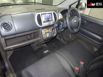 Suzuki MRWAGON