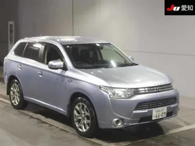 Mitsubishi OUTLANDER PHEV