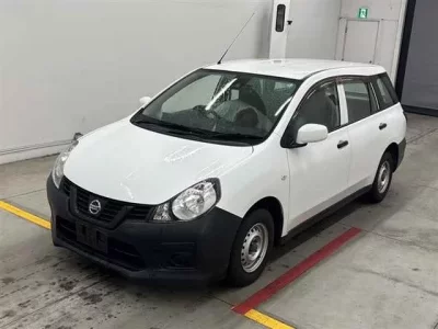 Nissan AD