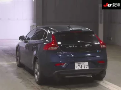 Volvo V40