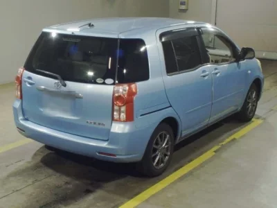Toyota RAUM