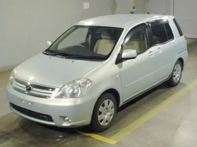 Toyota RAUM
