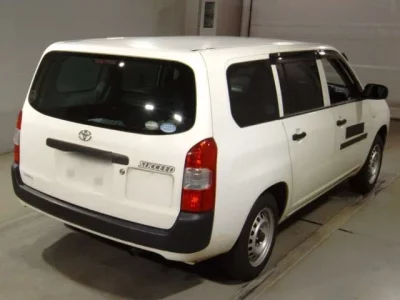 Toyota SUCCEED