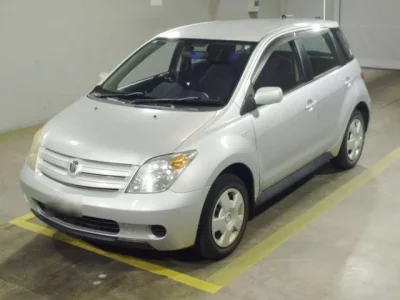 Toyota IST