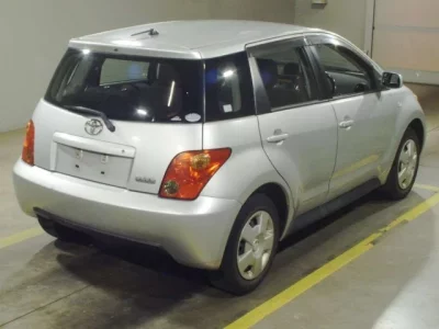 Toyota IST