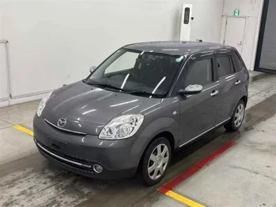 Mazda VERISA